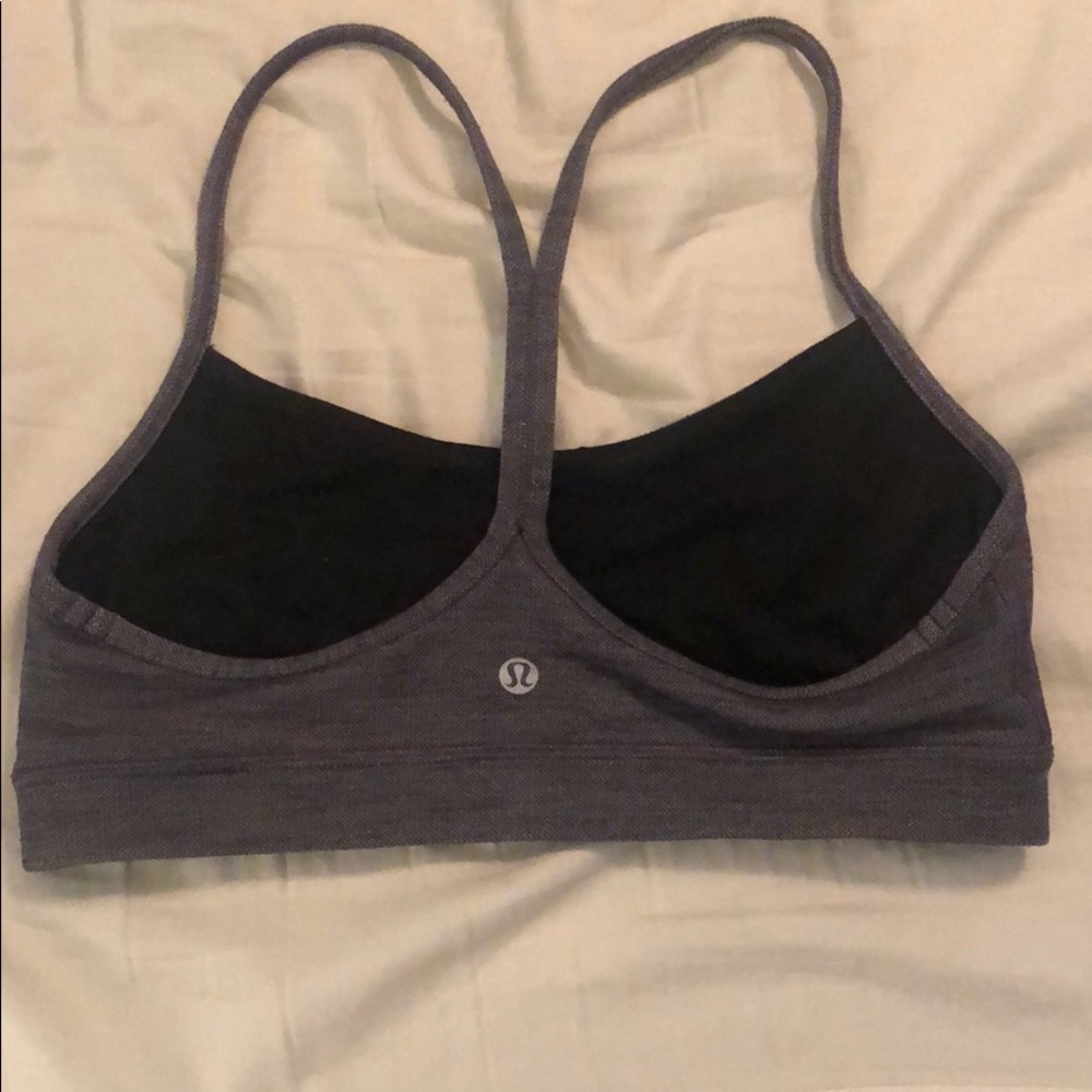 Lululemon sports bra